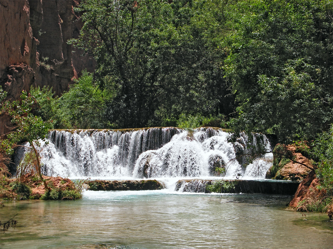 Travertine formations