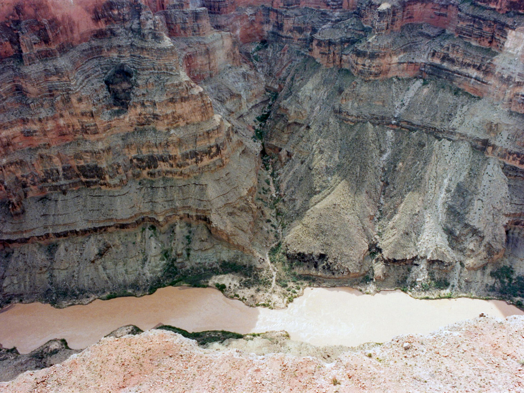 A side canyon