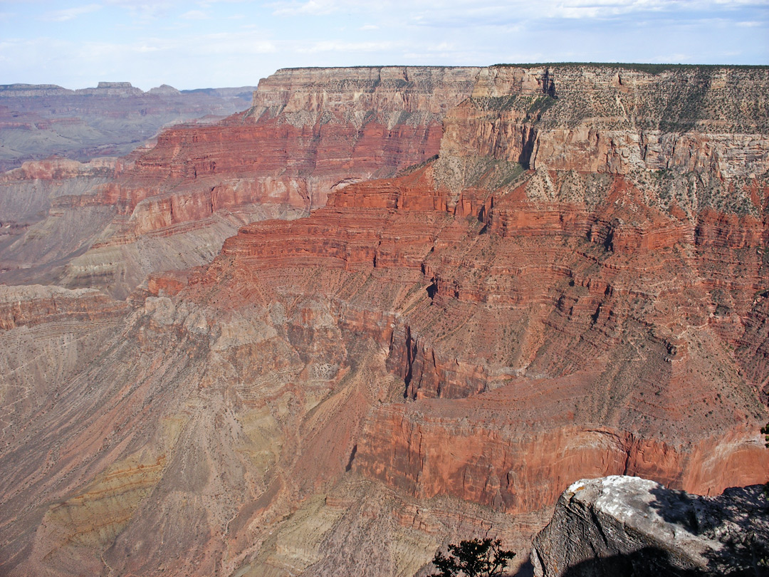 Cliffs to the east