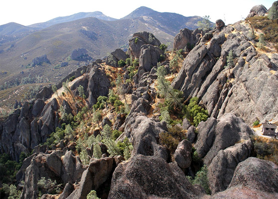 The volcanic rocks of the High Peaks