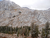 Granite ridge north of Pear Lake