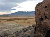 Face-like rock