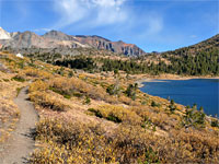 Path along Saddlebag Lake