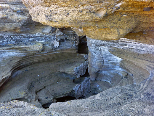 Bluish-yellow rocks