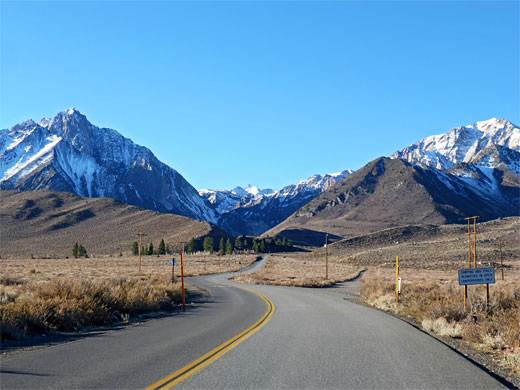 Convict Lake Road