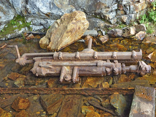Drilling tool