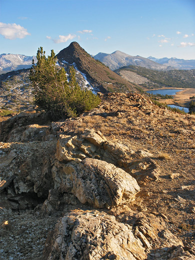 Ridge above the Gaylor Lakes