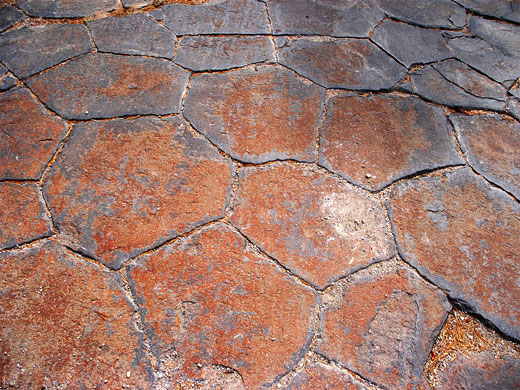 Basalt polygons on top of the cliffs - smoothed by glacial action