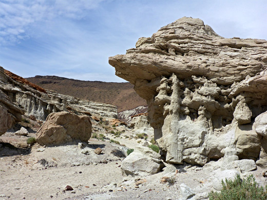 Overhanging rocks