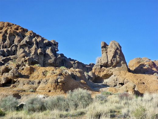 Volcanic rocks around Banshee Canyon