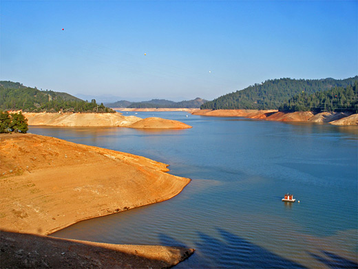 Sunset over Turntable Bay, Shasta Lake