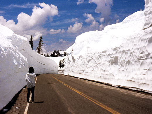 Scenic drive through Lassen Volcanic National Park