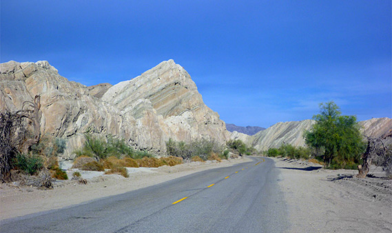 Palm Springs Hotels >> Box Canyon, near Palm Springs, California Palm Springs Hotels >> Box Canyon, near Palm Springs, California