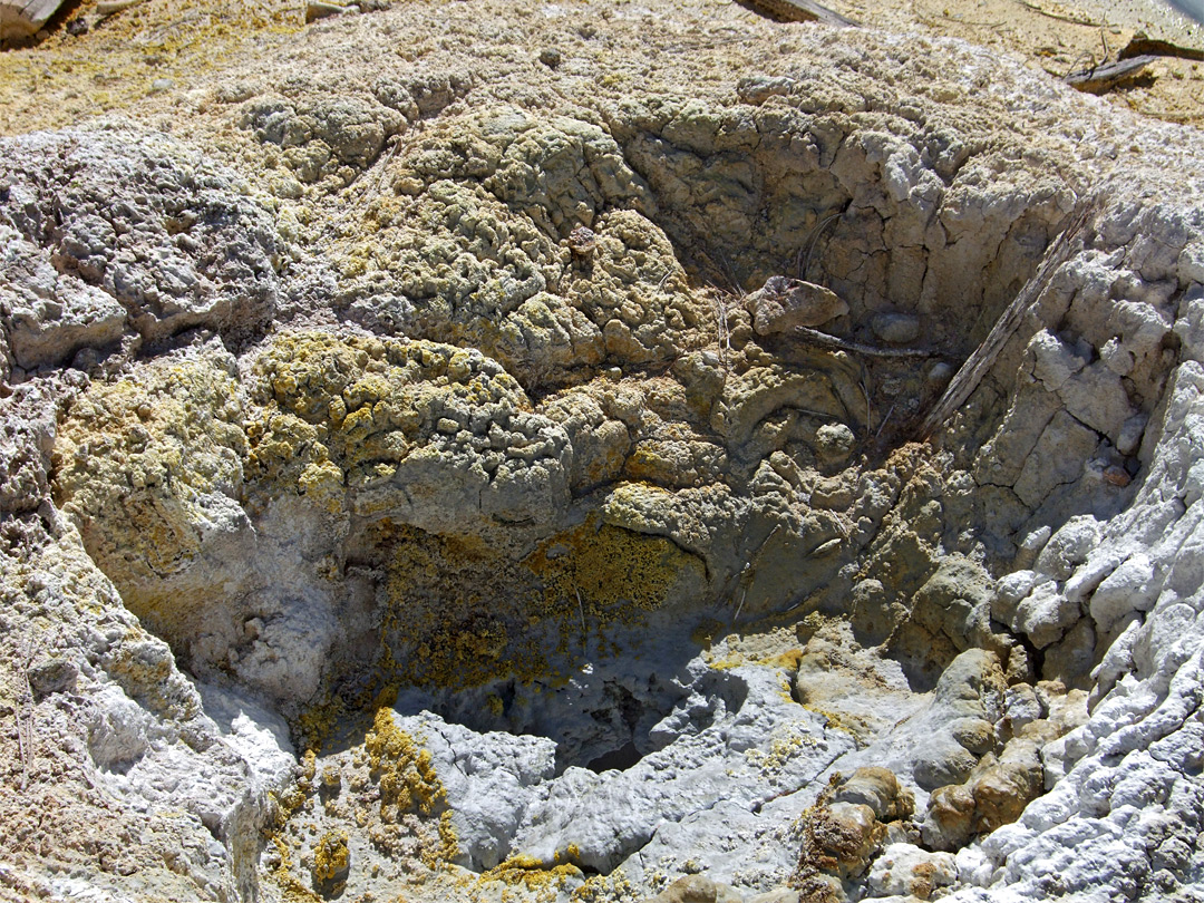 Sulfur vent