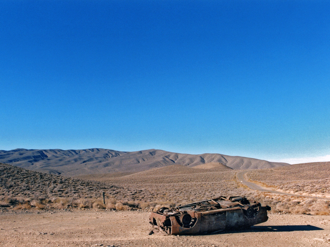 Old car near Emigrant Pass