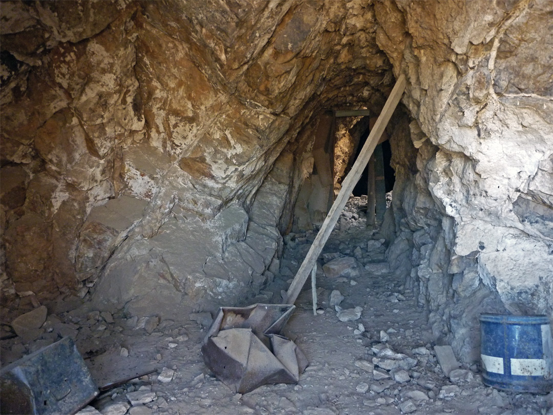 Mine tunnel, partly collapsed
