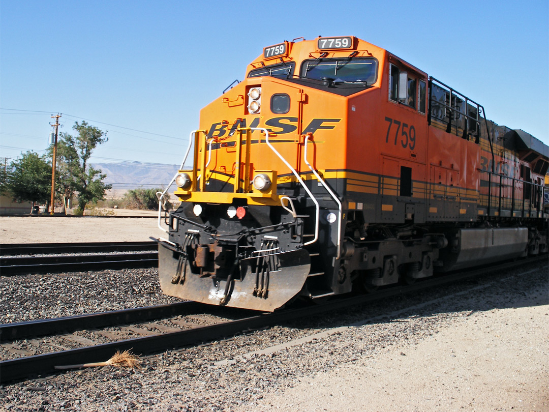 BNSF train at Kelso