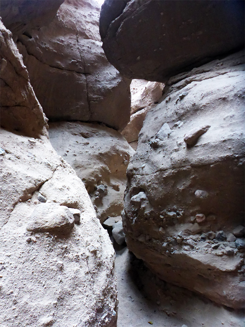 Narrow bend