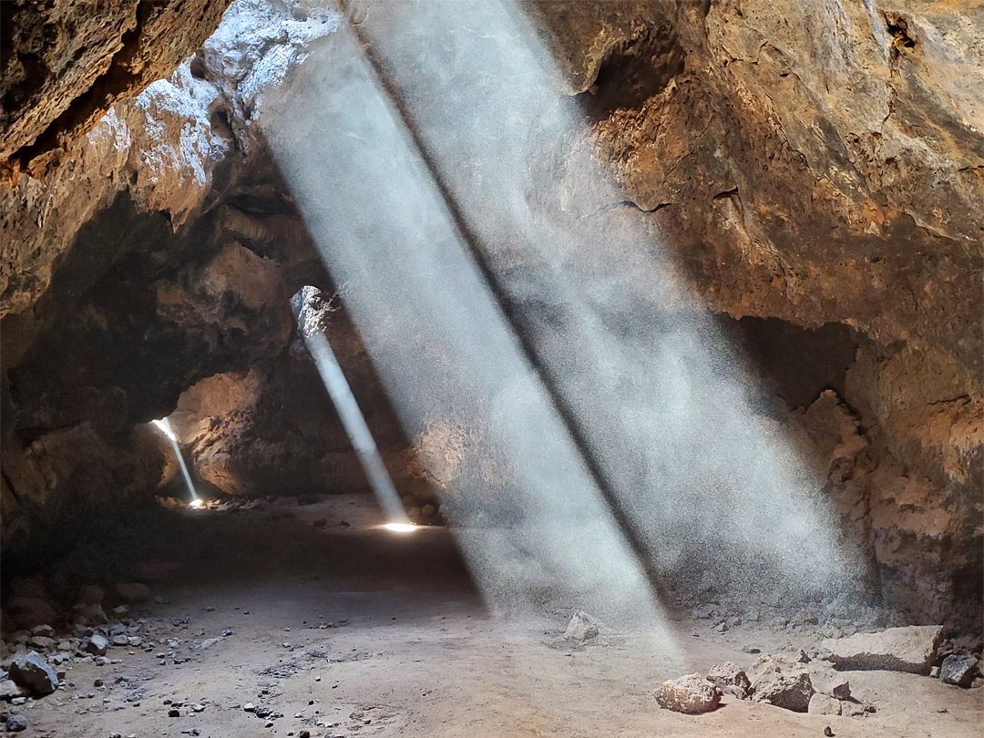 Light beams in the cave