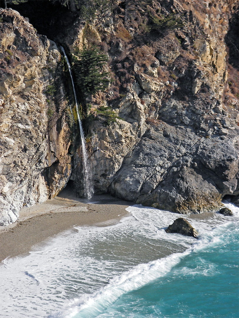 McWay Falls - close view