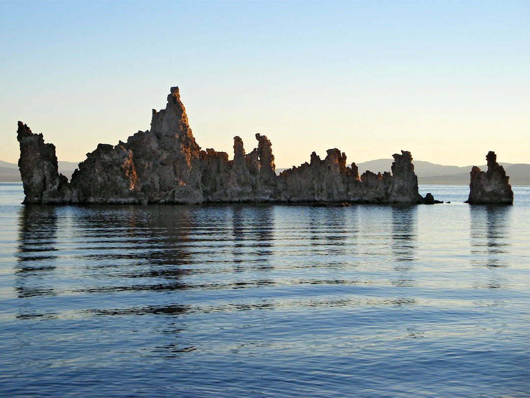 South Tufa formations