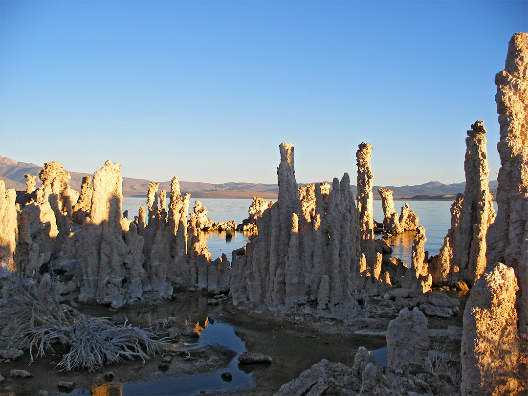 Tufa spires