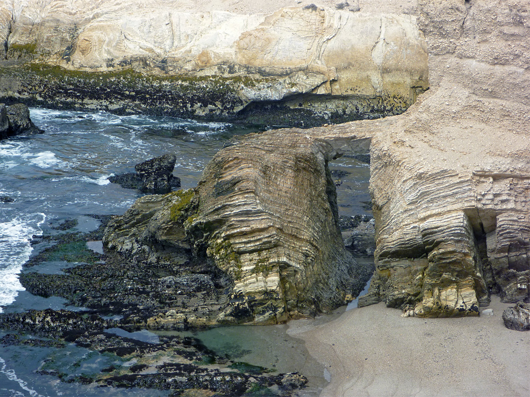 Natural bridge