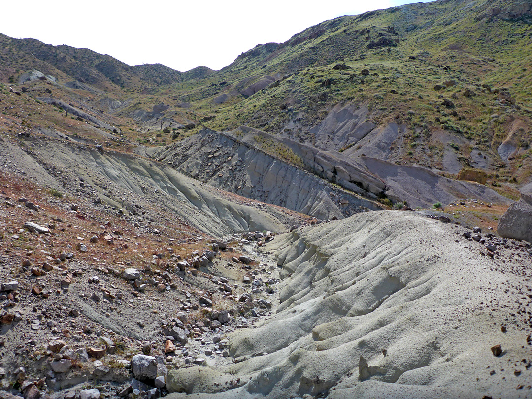 Angled strata