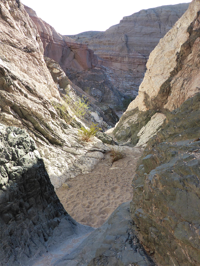 V-shaped canyon