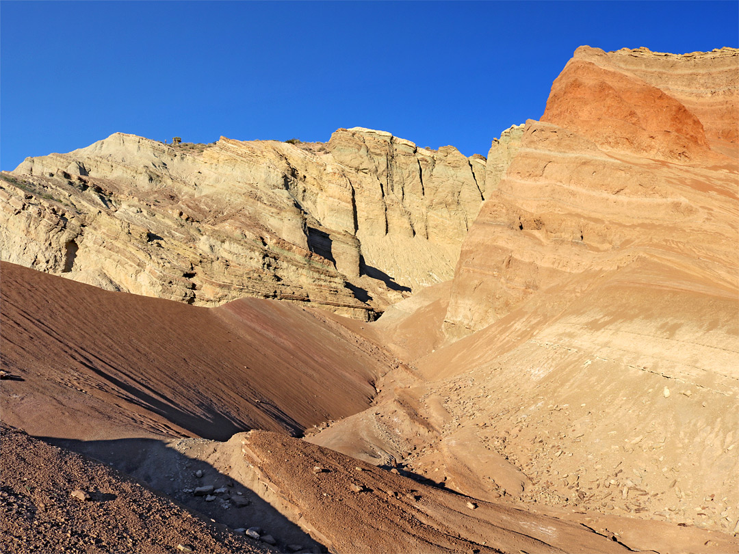 Badlands at the edge of the basin