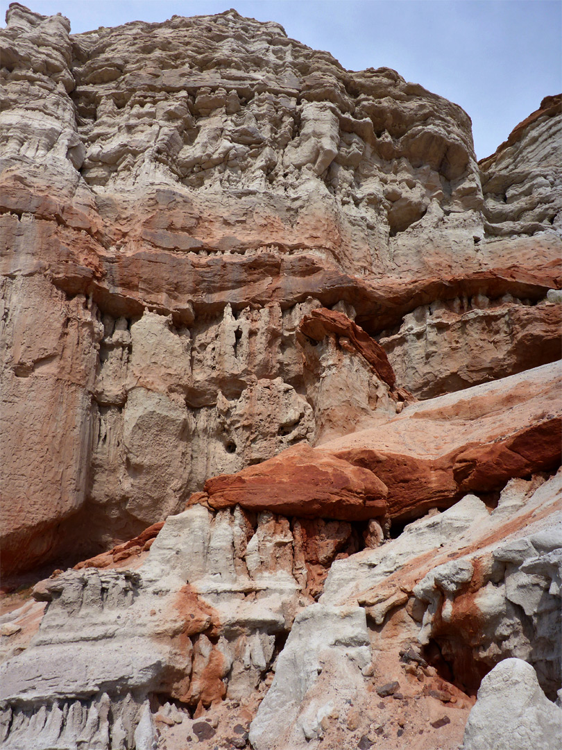 Red and white rocks