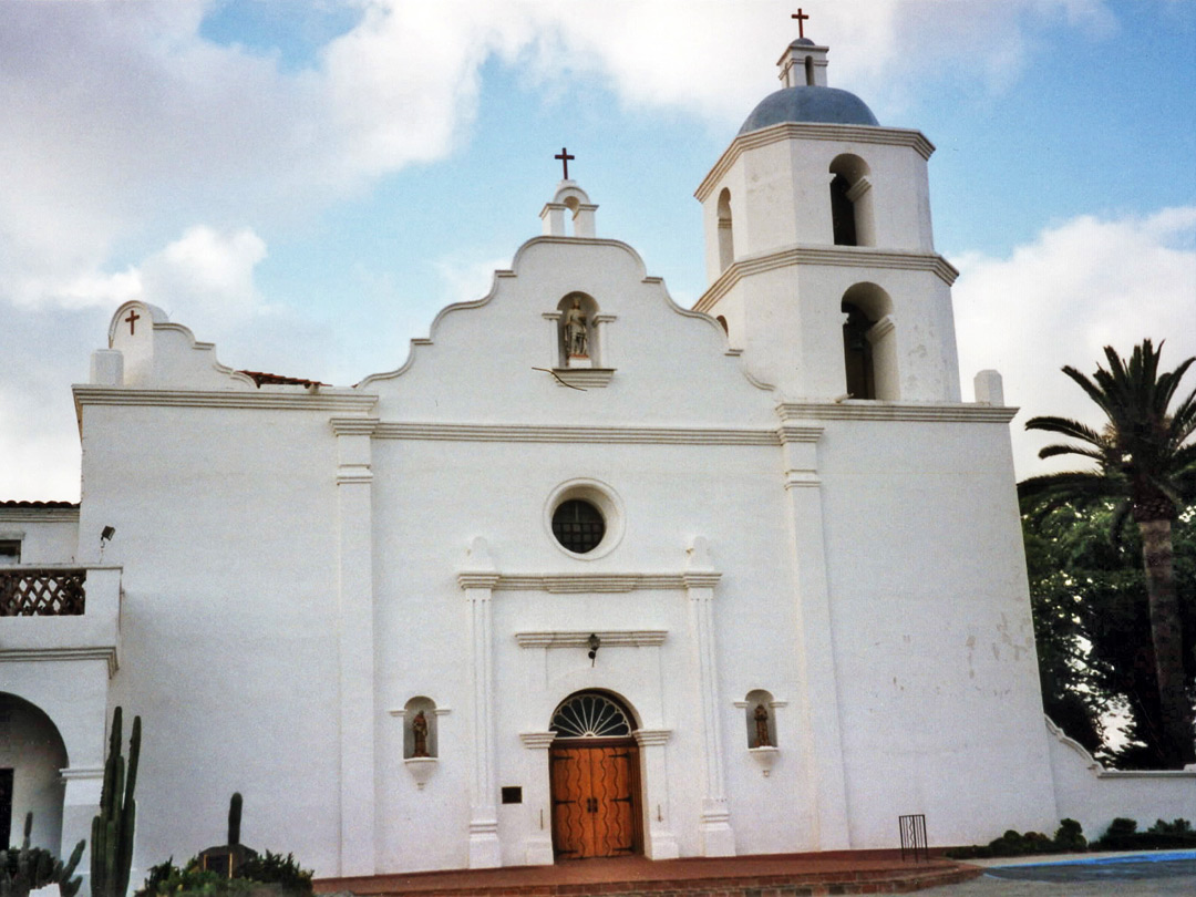 Front of San Luis Rey de Francia