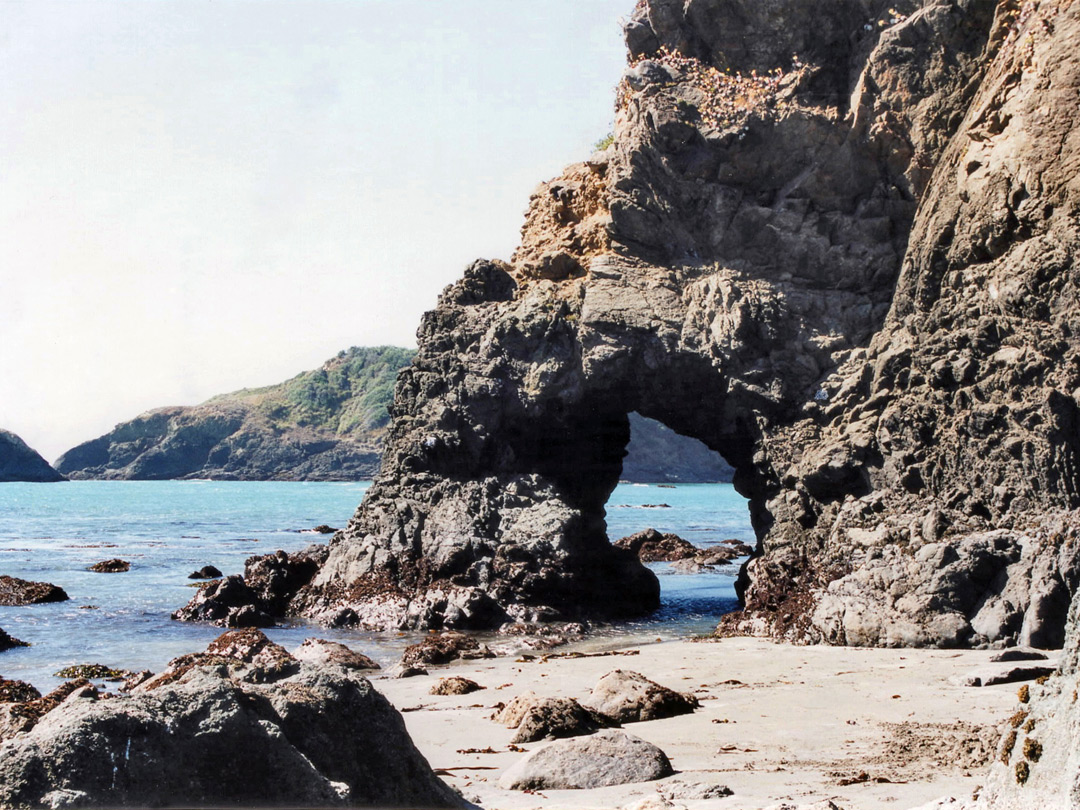 Arch at the north end of the beach