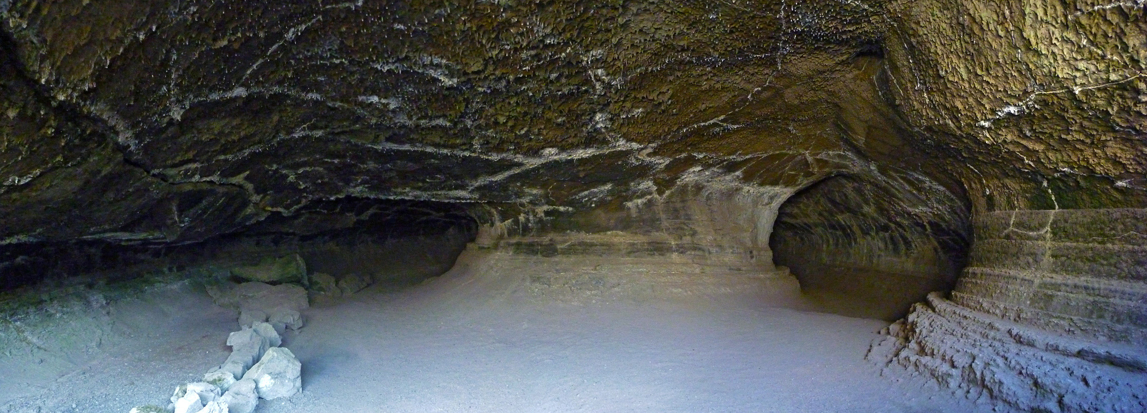 The two tunnels of Valentine Cave