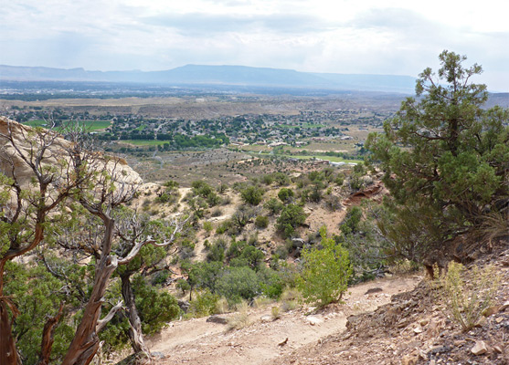 Saddle at the head of a ravine