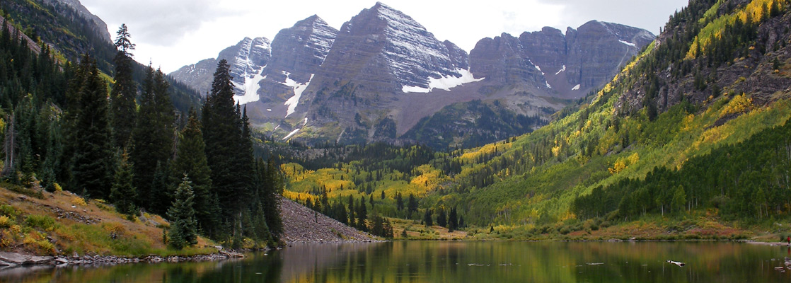 Maroon Bells and the fir/spruce/aspen forest around Maroon Creek