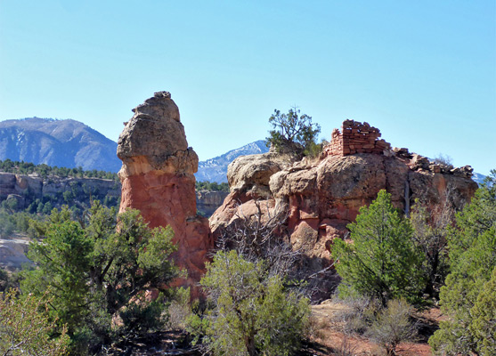 Ruin on a butte, beside a broad pinnacle