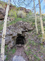 Sealed tunnel