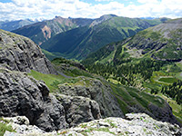 Cliffs below Island Lake