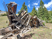 Collapsed structure