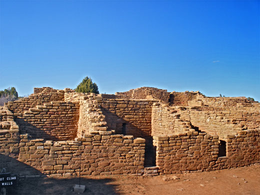 Chapin Mesa In Mesa Verde National Park, Colorado Decorative Pillow, U –  georgemillerart