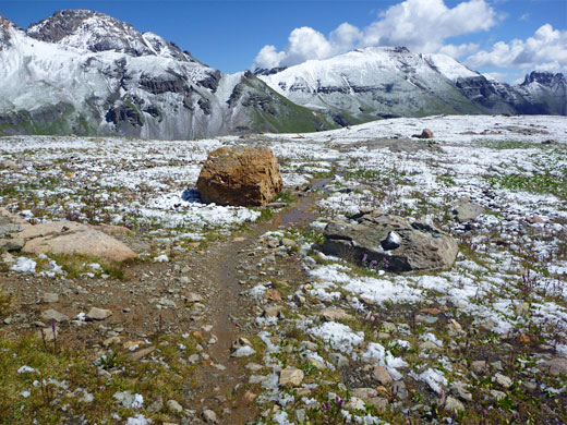 Path to Fuller Lake