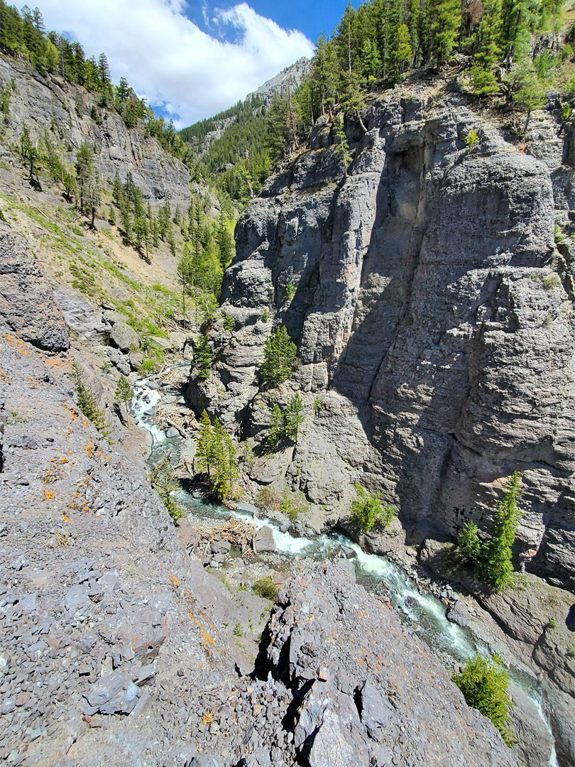 Cascading stream