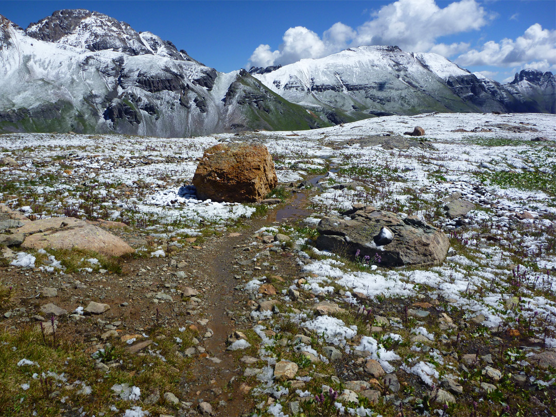 Path to Fuller Lake