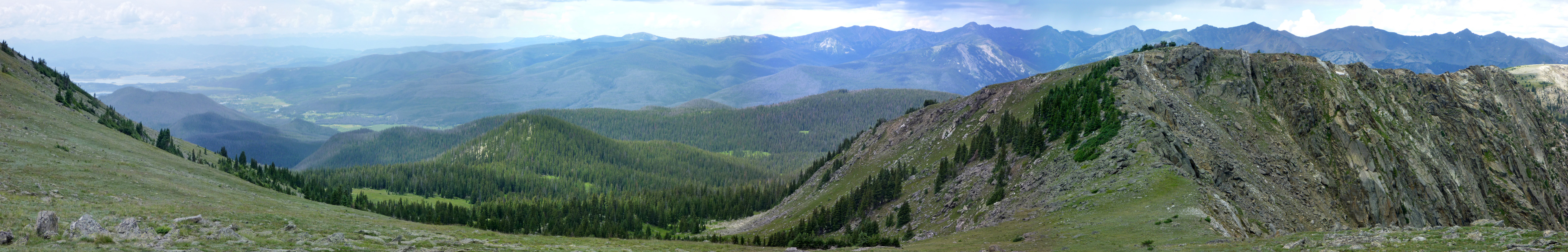 Kawuneeche Valley