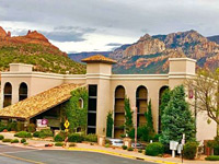 Best Western Plus Arroyo Roble Hotel & Creekside Villas