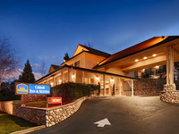 Best Western Cedar Inn & Suites