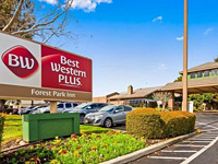 Best Western Plus Forest Park Inn