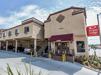 Econo Lodge Inn & Suites Fallbrook