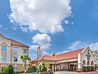 Homewood Suites by Hilton Laredo at Mall del Norte